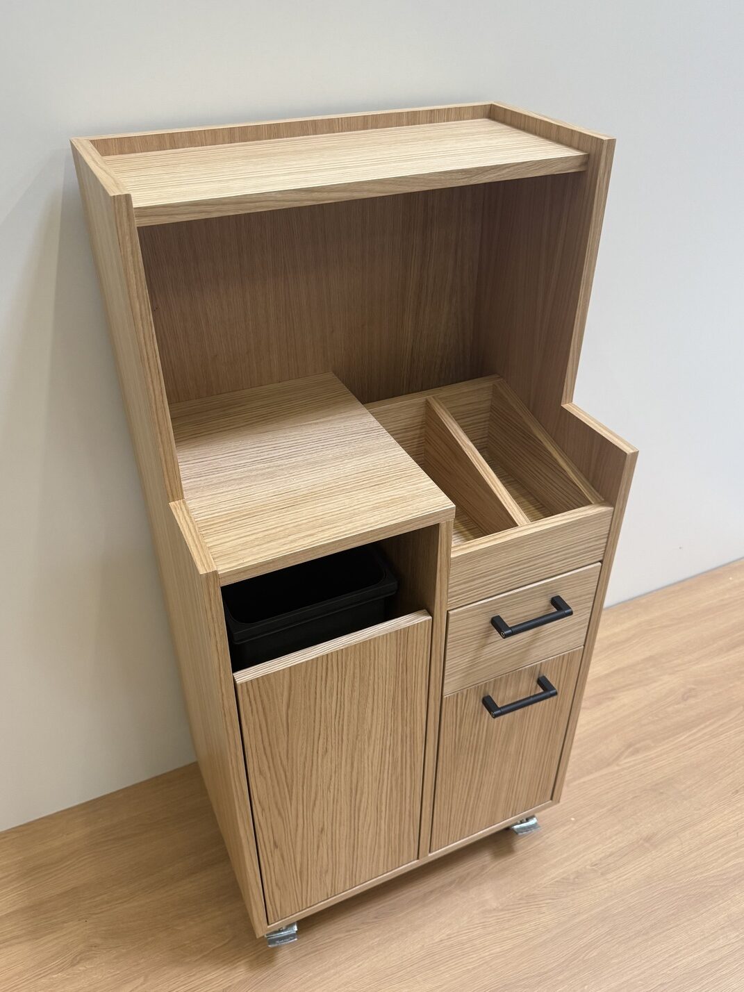 Desserte de restaurant sur mesure – 600 mm